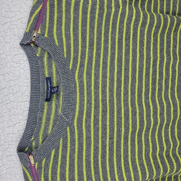 NWOT American Eagle Outfitters sweater! - Picture 2 of 11